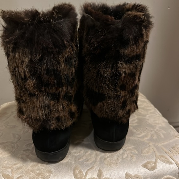 Stuart Weitzman Real Rabbit Fur/suede Pull On Boots 6-6.5 Made In Spain - Picture 2 of 5